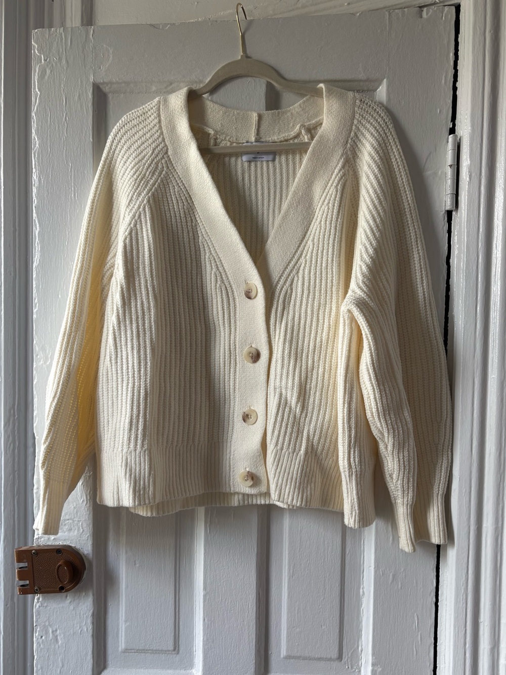Old Navy Cream Ribbed Button-Up V-Neck Cardigan